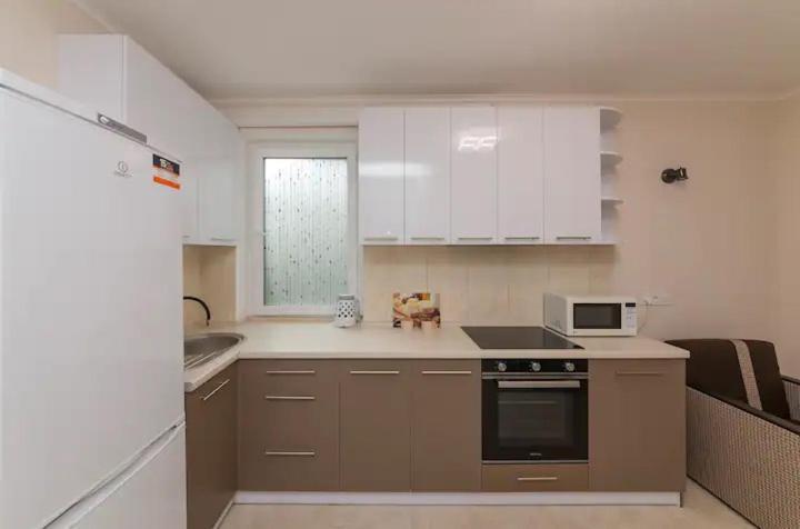 Comfortable Apartment In The Centre Odesa Exterior photo